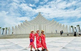 TOUR TẾT 2N1Đ: BIỂN VŨNG TÀU – SAMMY HOTEL 4*